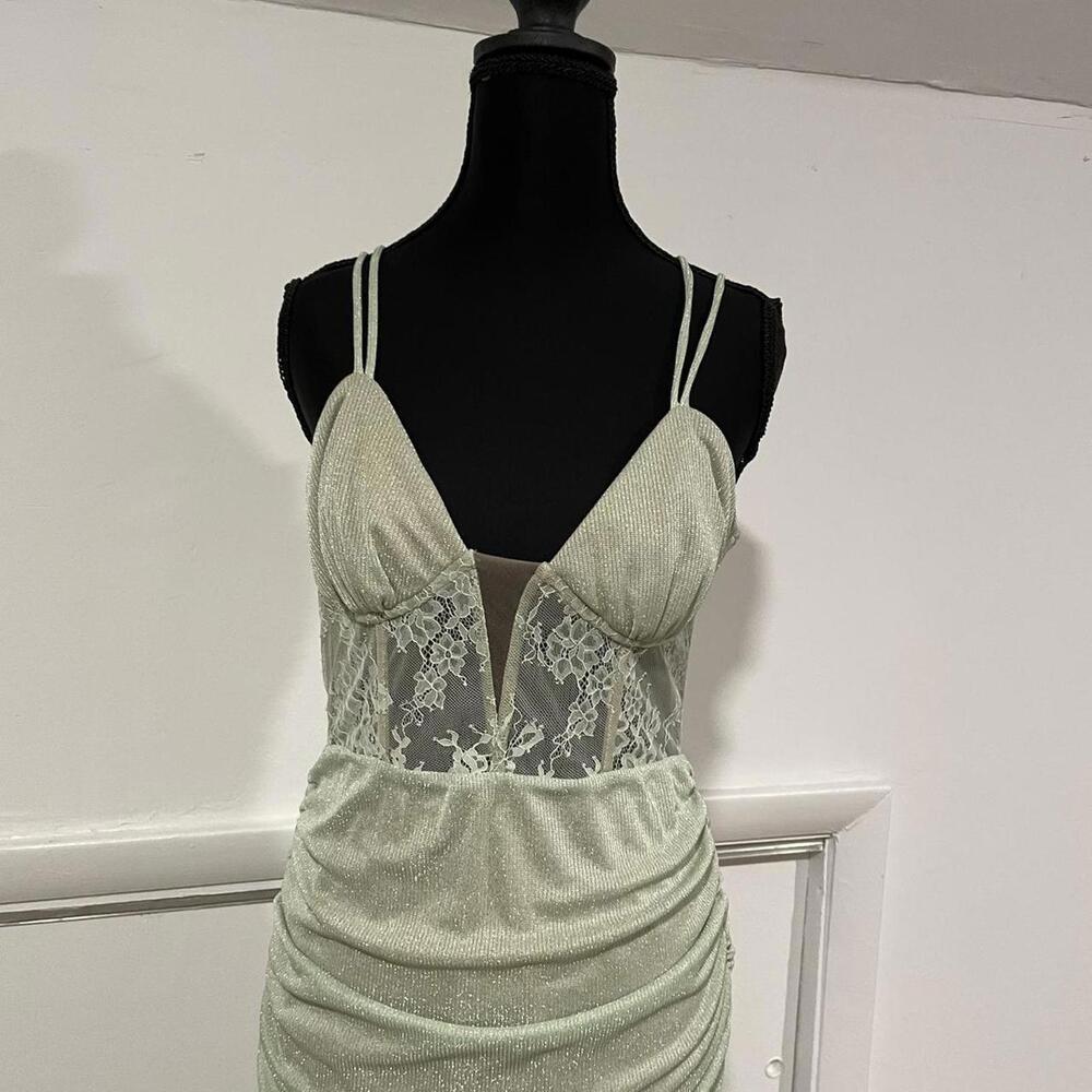 Michael Costello x REVOLVE Lulu Midi sparkly Dress in Mint. $268. size L - Picture 4 of 8